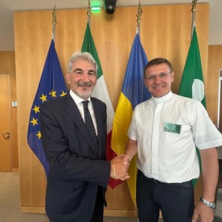 Lombardia-Ucraina, sottosegretario Cattaneo incontra i giovani “messaggeri di pace” contro l’orrore della guerra Lombardia-Ucraina, sottosegretario Cattaneo incontra i giovani “messaggeri di pace” contro l’orrore della guerra