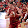 Arsenije Stepanovic con la maglia celebrativa dei 60 anni della società (foto legnanobasket)