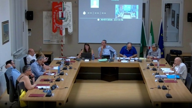 In Consiglio a Marnate si discute sugli obiettivi dell’amministrazione. Poi il finale a porte chiuse In Consiglio a Marnate si discute sugli obiettivi dell’amministrazione. Poi il finale a porte chiuse