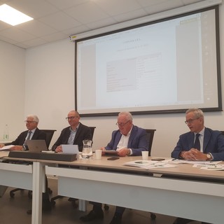 Coinger, tariffa più bassa per il 63% delle famiglie: «Un’azienda seria parla con i numeri»