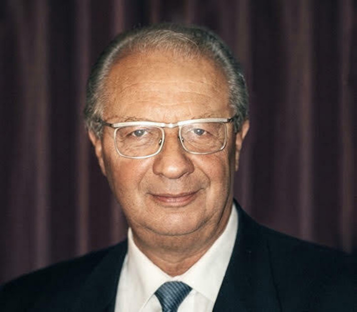 Addio a Carlo Ballarati, per decenni il “Dottore” di Sacconago