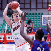 Legnano a segno con la Novipiù, i Knights tornano in vetta Legnano a segno con la Novipiù, i Knights tornano in vetta