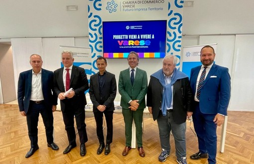 Il momento della presentazione lo scorso settembre del progetto "Vieni a Vivere a Varese" Il momento della presentazione lo scorso settembre del progetto "Vieni a Vivere a Varese"