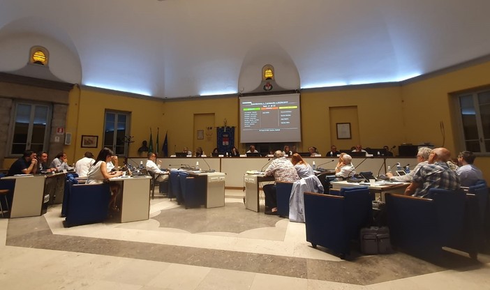 Busto, in Consiglio comunale il primo passo verso la vendita di Prealpi Gas