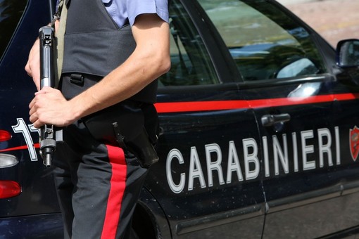 Anni di violenze, minacce e pestaggi alla compagna: 43enne arrestato dai Carabinieri Anni di violenze, minacce e pestaggi alla compagna: 43enne arrestato dai Carabinieri