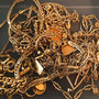 Oltre 230 chili d’oro e gioielli contrabbandati in Svizzera, nei guai sei italiani Oltre 230 chili d’oro e gioielli contrabbandati in Svizzera, nei guai sei italiani