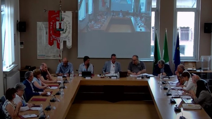 Il consiglio di Marnate approva all’unanimità il bilancio dell’Azienda Speciale Consortile