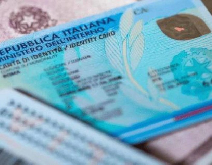 Carta d’identità cartacea, slitta il termine ma il Comune invita a rinnovarla: sono ancora più di 3mila