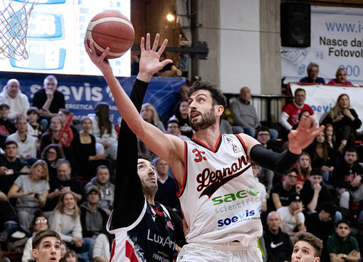 Finale amaro al PalaBorsani: i Knights cedono di misura a Lumezzane