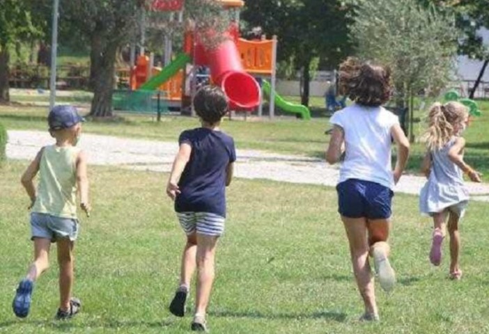 Politiche giovanili, Astuti (Pd): «La regione investa sul futuro delle nostre comunità e ripristini le risorse per oratori e centri di aggregazione» Politiche giovanili, Astuti (Pd): «La regione investa sul futuro delle nostre comunità e ripristini le risorse per oratori e centri di aggregazione»