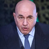 Crosetto rientra da Dubai: "Torno con volo militare, pago io cifra tripla" Crosetto rientra da Dubai: "Torno con volo militare, pago io cifra tripla"