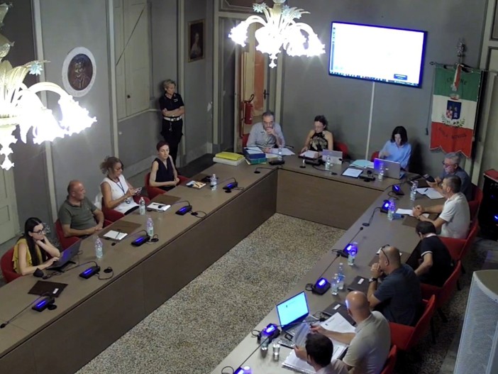 In consiglio a Gorla Minore non passa la modifica allo statuto comunale della maggioranza