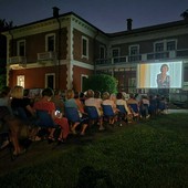 Villa Calcaterra torna a offrire il cinema sotto le stelle Villa Calcaterra torna a offrire il cinema sotto le stelle