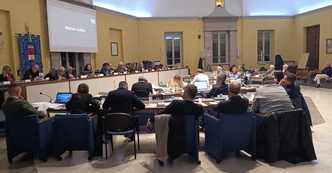 Bilancio approvato a Busto in un clima natalizio. Fairplay con l’opposizione e in maggioranza fila tutto liscio Bilancio approvato a Busto in un clima natalizio. Fairplay con l’opposizione e in maggioranza fila tutto liscio