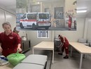 Il bisogno, i volti, i timori e la gratitudine alla stazione centrale: la Croce Rossa tra i senzatetto