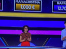 Mariacristina saluta la Ruota della fortuna e torna a Ispra con il sorriso e 64 mila euro. Raffaele nuovo campione diciottenne Mariacristina saluta la Ruota della fortuna e torna a Ispra con il sorriso e 64 mila euro. Raffaele nuovo campione diciottenne