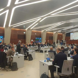 Si chiude una maratona di quattro giorni: il Consiglio regionale approva il bilancio