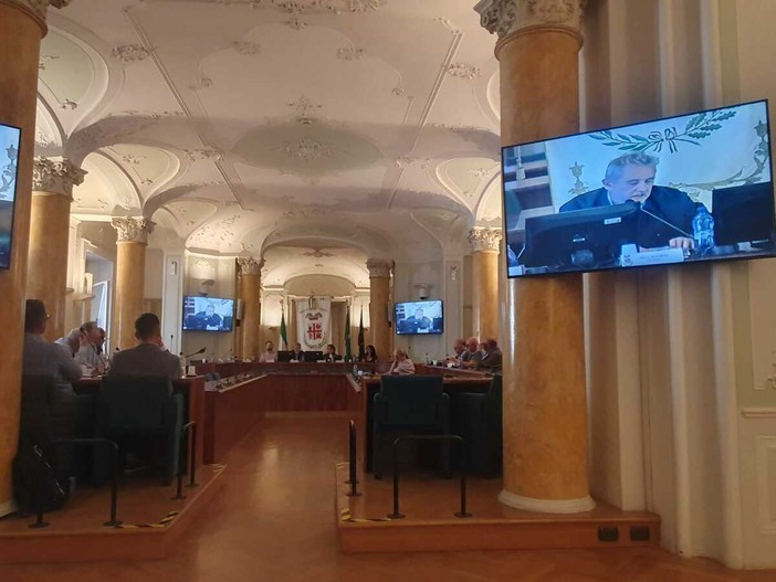 Provincia, la maggioranza si divide sul patrocinio al Pride. Poi il saluto di Barcaro, “freddo” con Magrini Provincia, la maggioranza si divide sul patrocinio al Pride. Poi il saluto di Barcaro, “freddo” con Magrini
