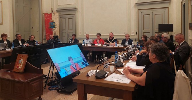 Dalla prossima seduta il consiglio comunale di Castellanza sarà in streaming