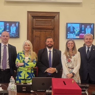La commissione Agricoltura della Camera. Gadda (seconda da destra) ancora vicepresidente
