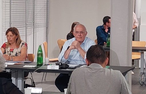 Mino Caputo lascia il Consiglio comunale: «Da domani mi dedicherò al coordinamento del gruppo»