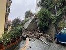 Paura a Varazze per un crollo che avrebbe potuto avere conseguenze drammatiche. Sotto in gallery la situazione a Mallare, in Val Bormida, Savona e Albenga
