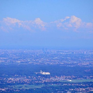 Da Varese a Milano in arrivo altri sette giorni tropicali (foto Mario Chiodetti)