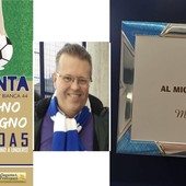 La locandina, Marco Grecchi e la targa in suo nome