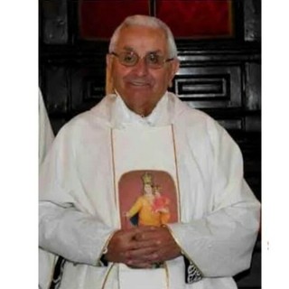 Olgiate saluta don Roveda, il suo sacerdote sorridente