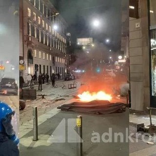 Milano: timore di scontri, la Rinascente in piazza Duomo chiude alle 15