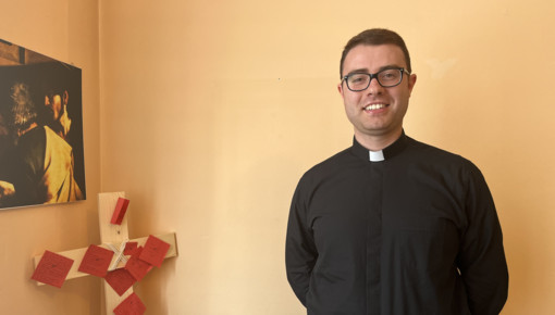 L'INTERVISTA E IL VIDEO. Don Marco, 25 anni: «Io sacerdote, una festa per tutta la comunità. Ovunque io andrò, sarà il mio posto»