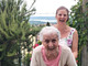 Nonna Ernesta Bianchi con la nipote Sabrina per questi splendidi 104 anni