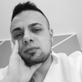 La vittima: Enzo Ambrosino La vittima: Enzo Ambrosino