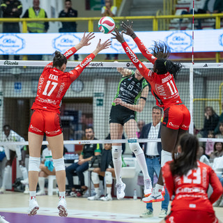 Eckl e Obossa sugli scudi nella vittoria della Uyba