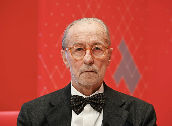 Vittorio Feltri, aggredito sotto casa: «Gli ho sferrato un cazzotto mostruoso» Vittorio Feltri, aggredito sotto casa: «Gli ho sferrato un cazzotto mostruoso»