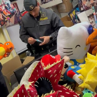 Parte del materiale sequestrato