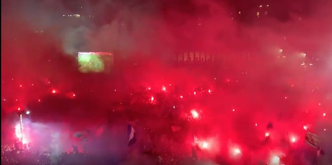Serie A, Napoli campione: stende 2-0 il Cagliari e conquista il suo quarto scudetto