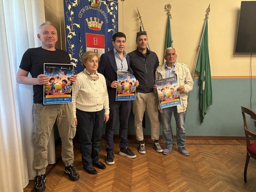 Fantagiochi, 700 bimbi pronti a scrivere un'altra pagina indimenticabile: «Così ci si divertirà facendo del bene» Fantagiochi, 700 bimbi pronti a scrivere un'altra pagina indimenticabile: «Così ci si divertirà facendo del bene»