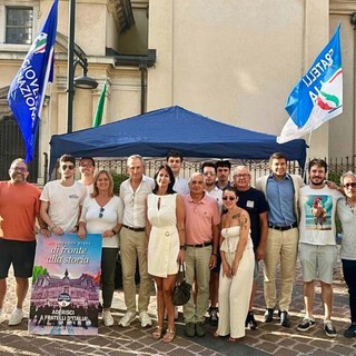 Busto, FdI in piazza: «Sul candidato sindaco serve un’accelerata. I vannacciani? Non ci fanno paura»