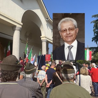 VIDEO. Ciao Angelo, mai così tante bandiere: «Ci hai tenuti uniti a valori fondamentali»