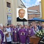 I funerali di don Giovanni Mariano: «Parroco di realtà complesse e numerose, ha offerto con fedeltà il suo servizio»