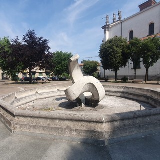 Busto, la fontana di piazza San Michele tornerà a zampillare