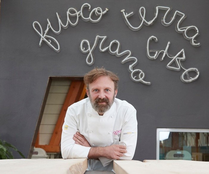 Fabio Longhin lancia un appello: «Vieni a vivere da vicino cosa significa trasformare il cibo in un gesto che fa bene davvero» Fabio Longhin lancia un appello: «Vieni a vivere da vicino cosa significa trasformare il cibo in un gesto che fa bene davvero»