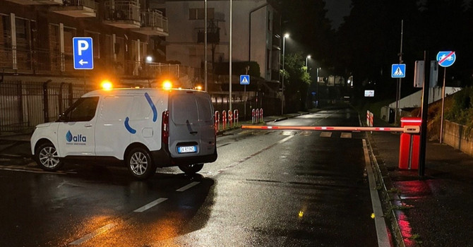 Piano anti-allagamento in funzione nella notte