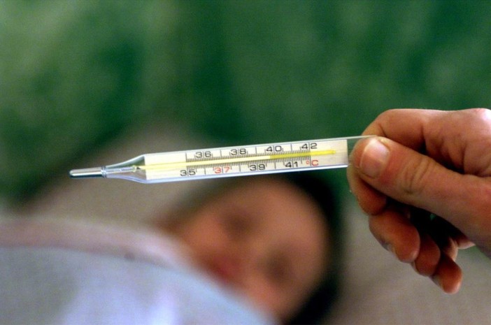 Influenza, l’allarme arriva dall’Australia: potrebbe essere un inverno complicato