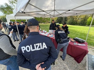 Alcuni momenti della celebrazione a Ville Ponti per il 174esimo anniversario della festa della Polizia di Stato