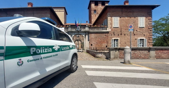 Fagnano, Polizia locale in campo contro l'abbandono dei rifiuti: denunce, diffide e oltre 9mila euro di sanzioni negli ultimi mesi Fagnano, Polizia locale in campo contro l'abbandono dei rifiuti: denunce, diffide e oltre 9mila euro di sanzioni negli ultimi mesi
