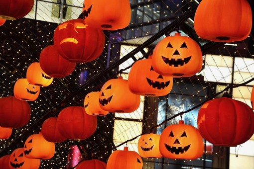 Stasera 11 milioni di italiani festeggiano Halloween, la festa è sempre più amata Stasera 11 milioni di italiani festeggiano Halloween, la festa è sempre più amata