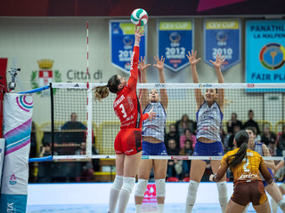Uyba-Firenze 1-3 (foto Lega Volley Femminile/Alemani)