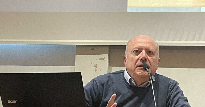 Il relatore Aldo Greco Il relatore Aldo Greco